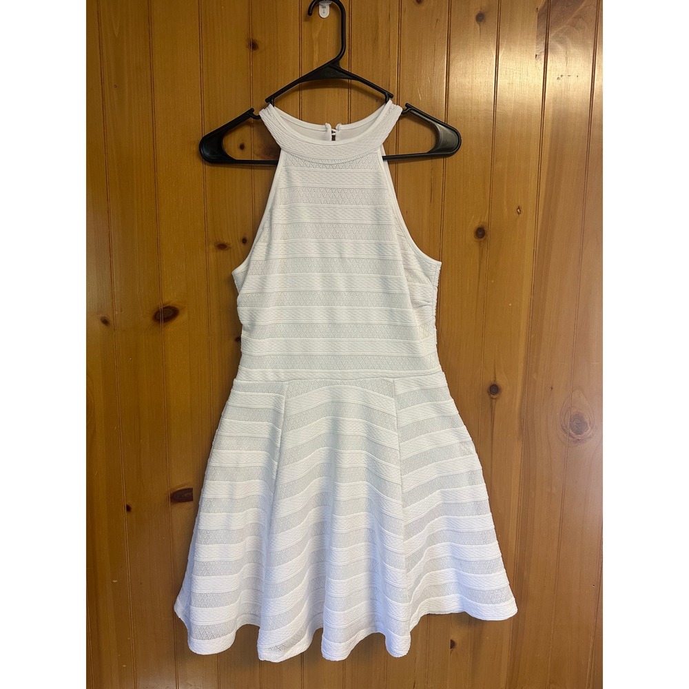 Emerald Sundae White Halter Skater Dress Textured‎ Chevron Fit & Flare Medium